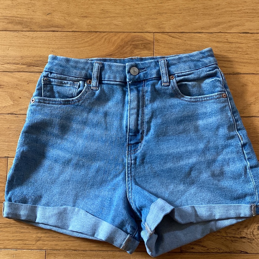 American Eagle Curvy Mom Short